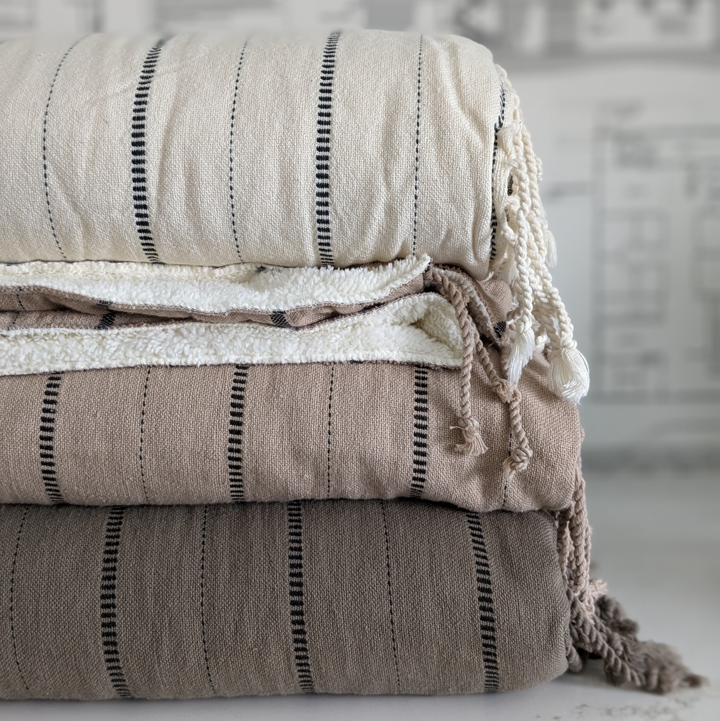Irena Fleece Lined Throw