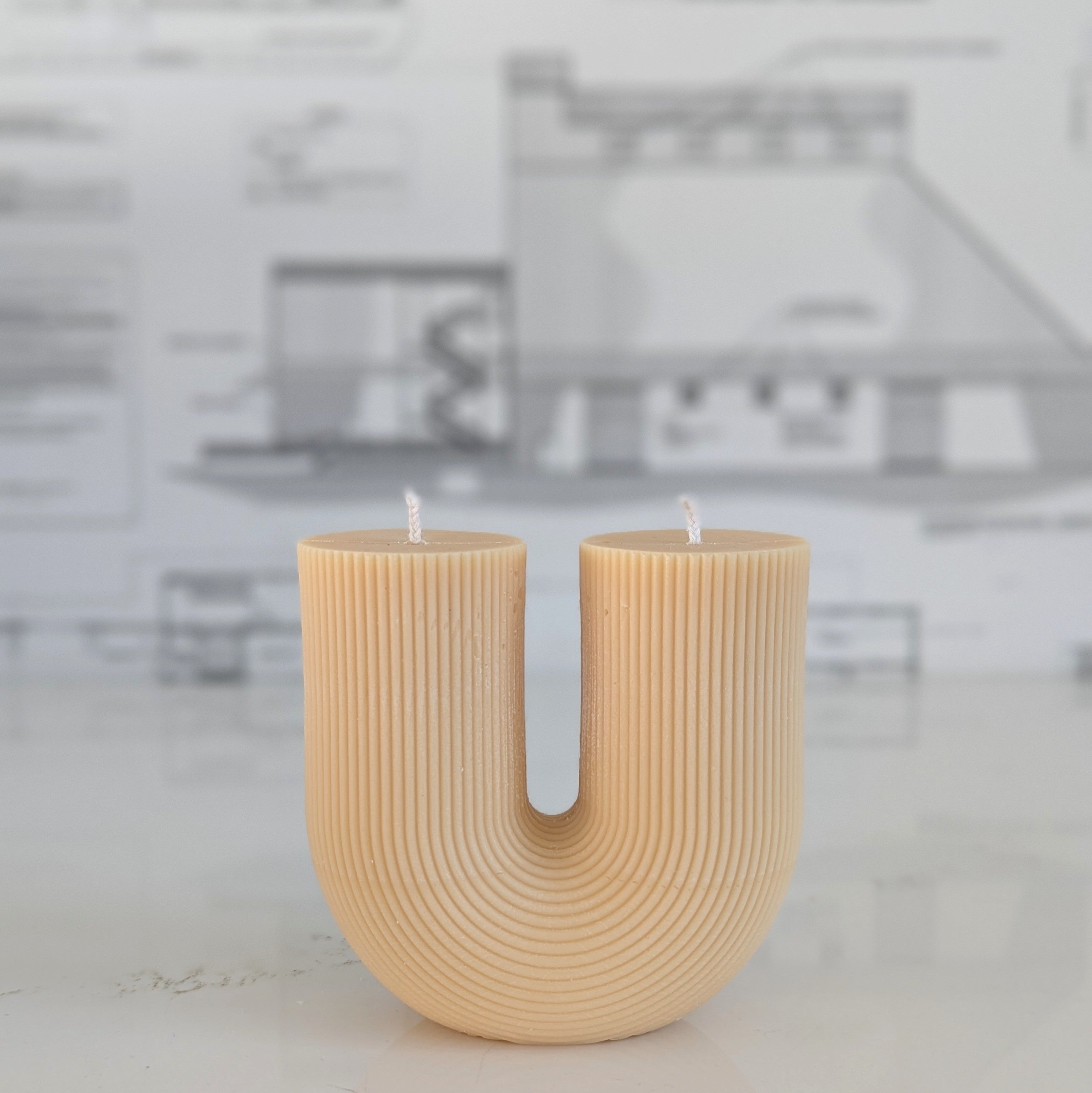 Calgary Ribbed U-shaped Candle - Mellow