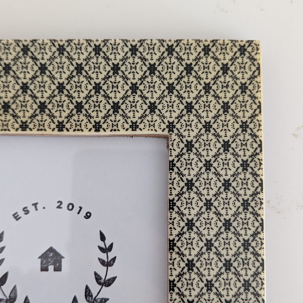 Patterned Photo Frame