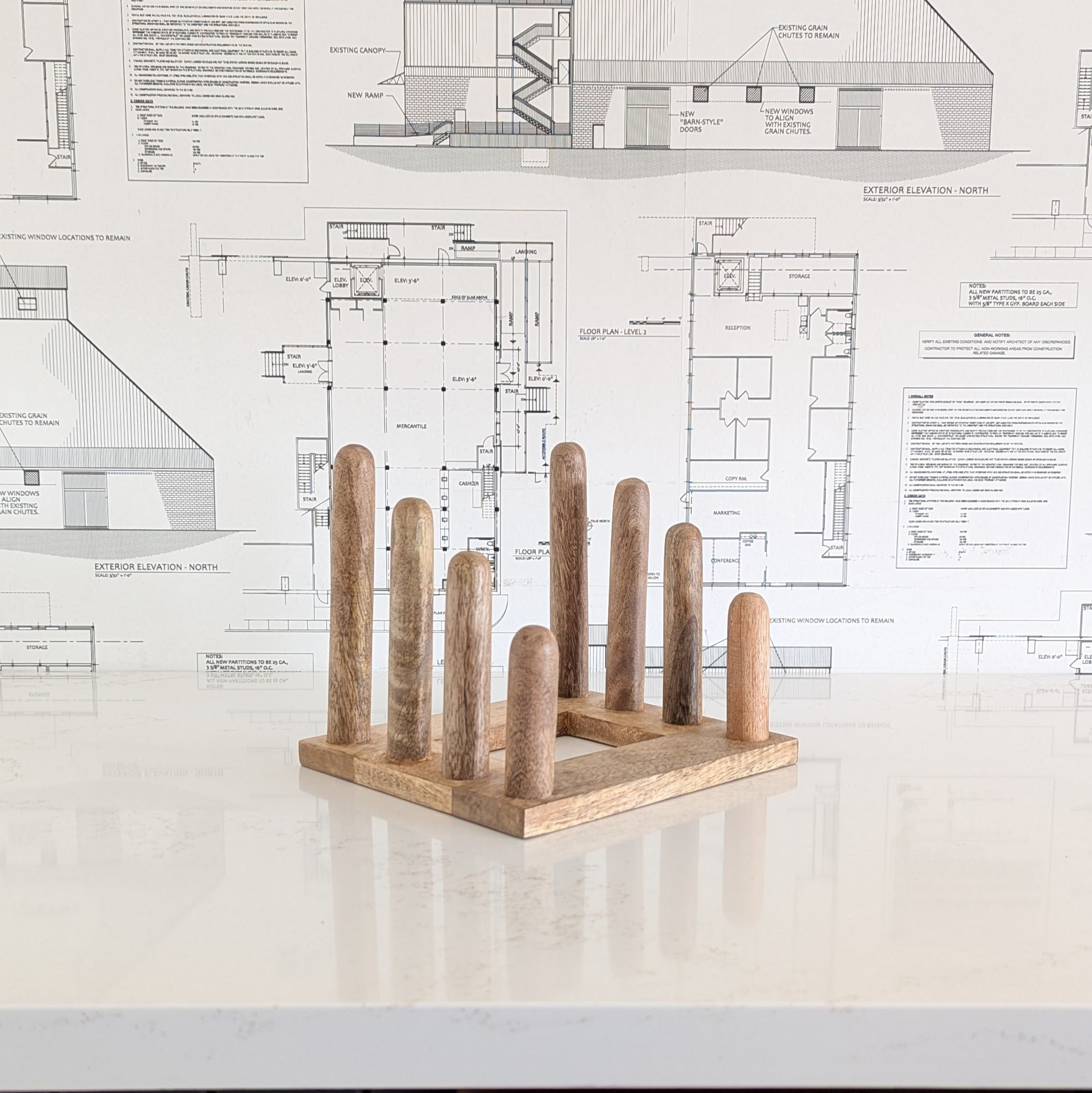 Plate Stand