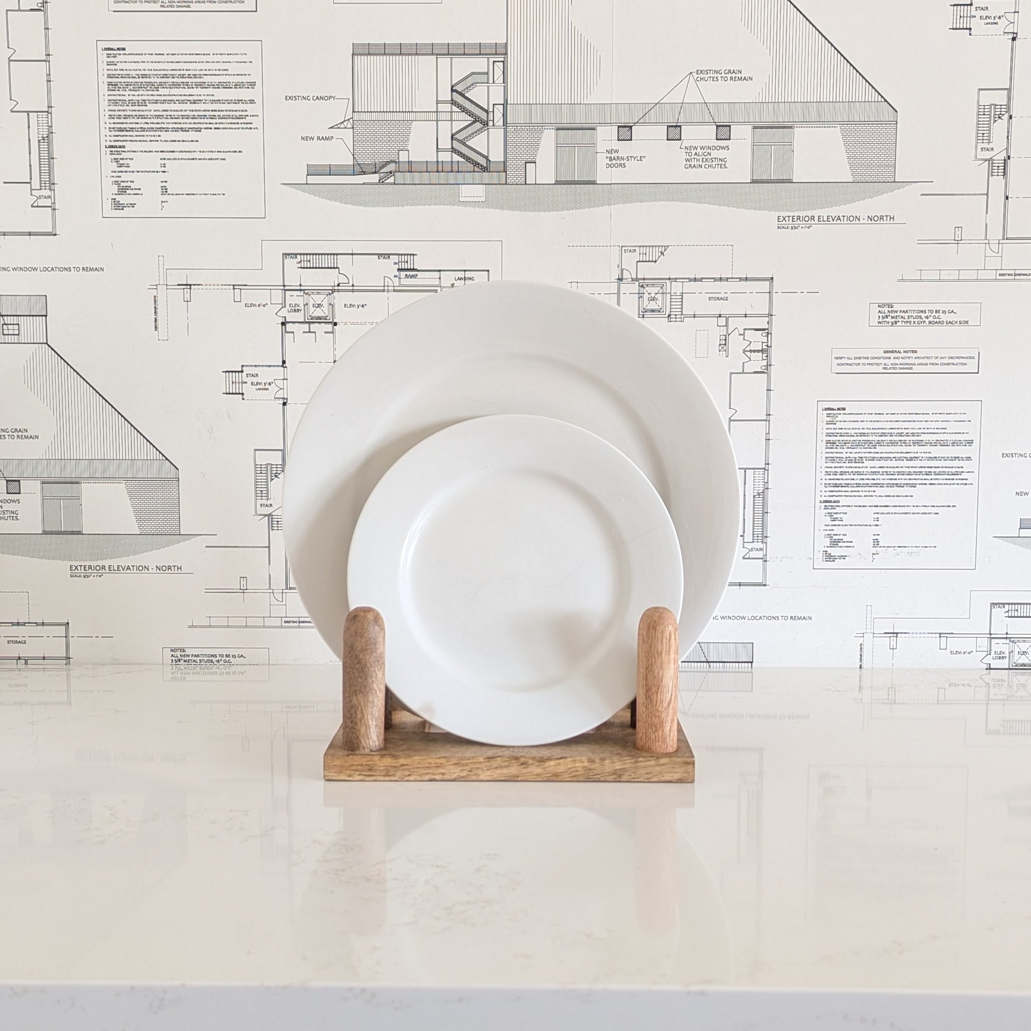 Plate Stand