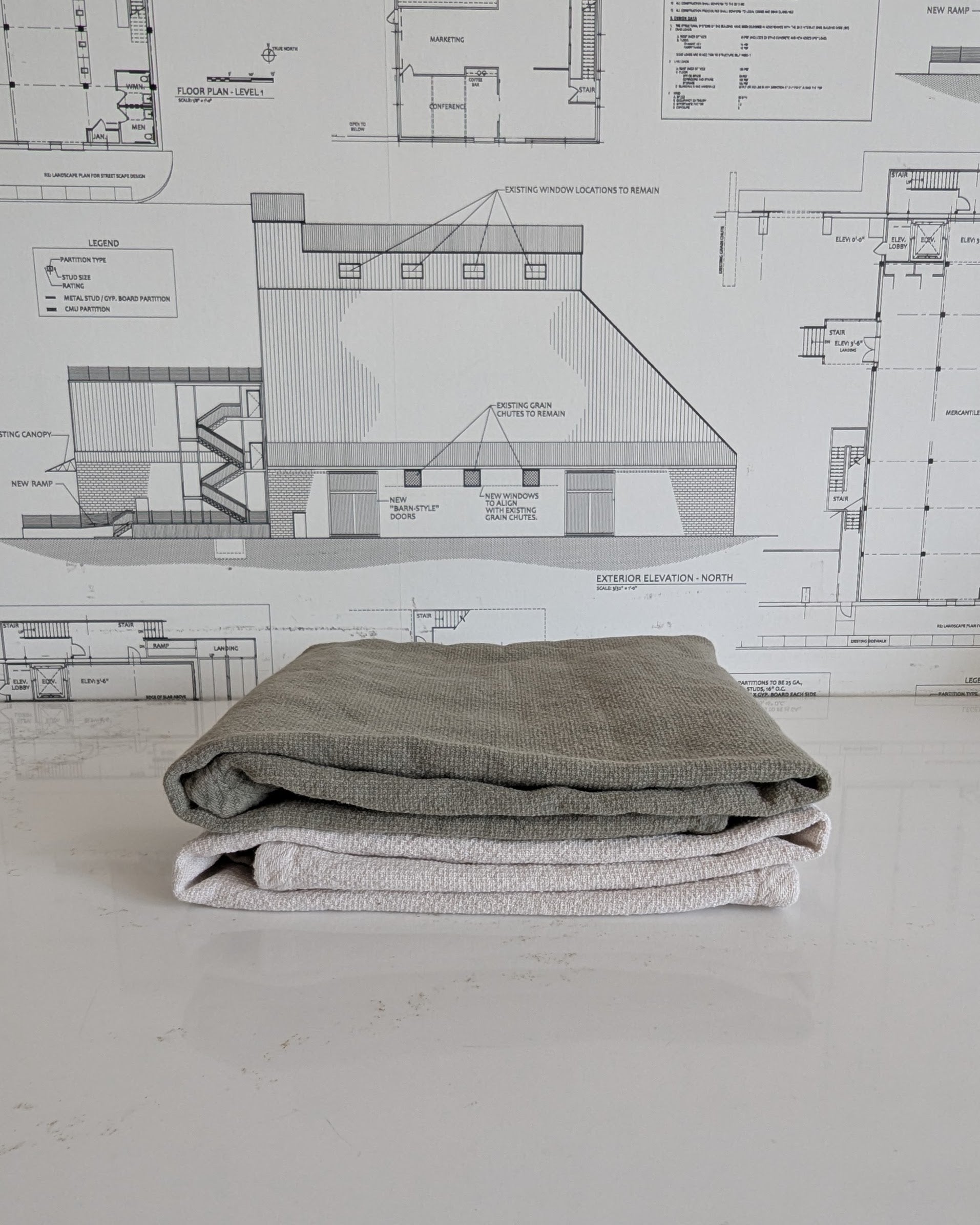 Fresco Hand Towel