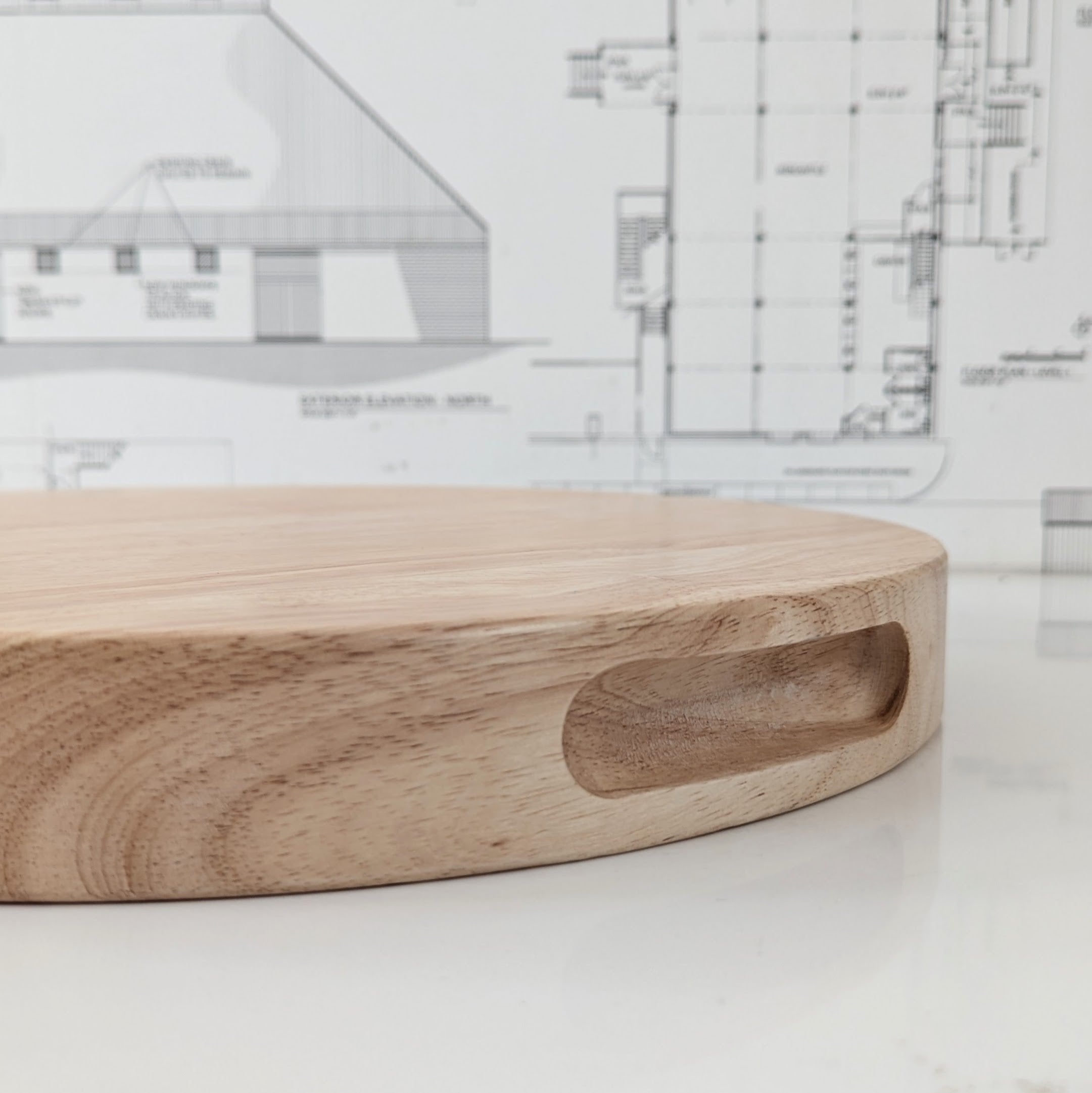 Deep Dish Cutting Board