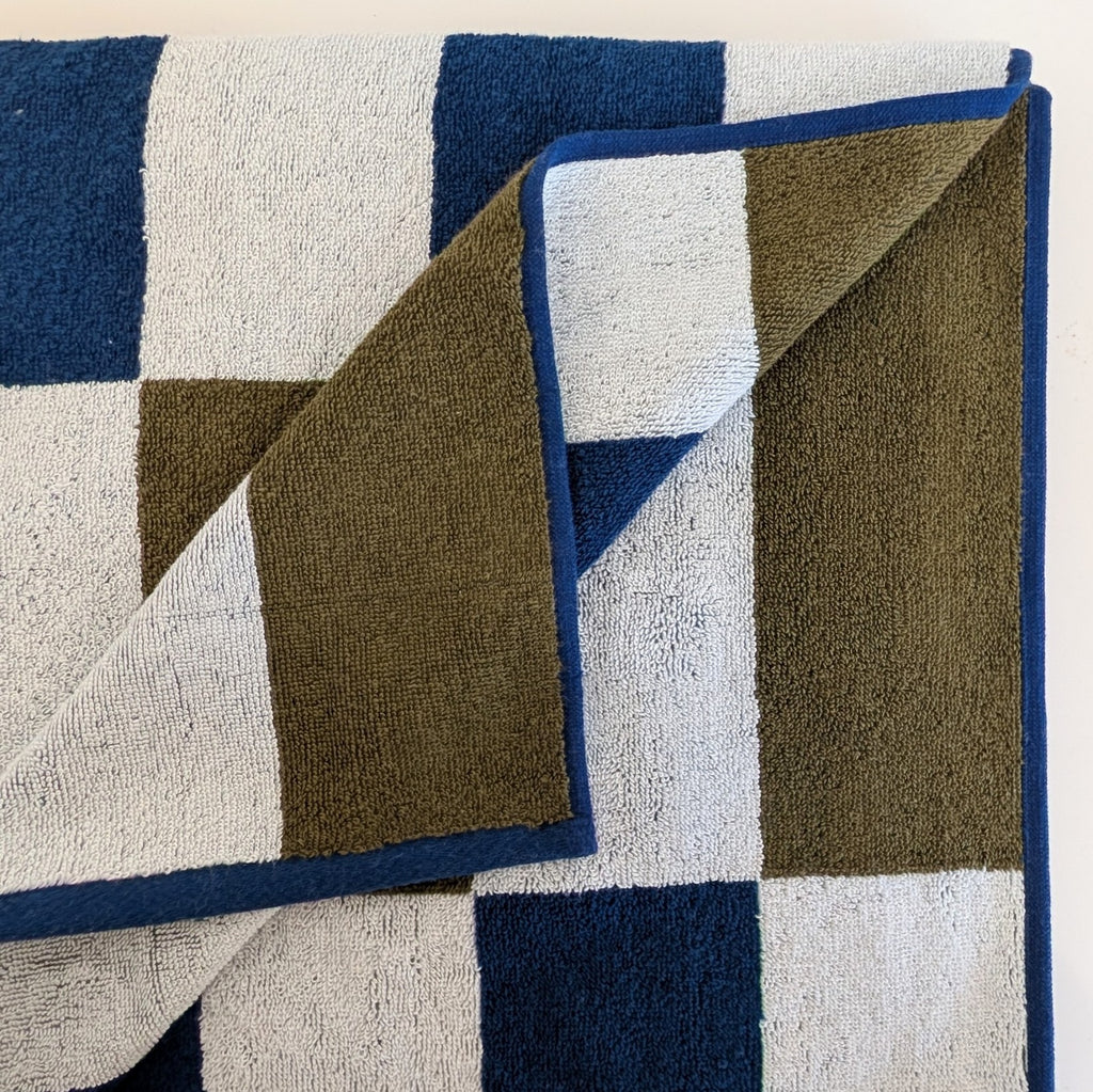 Stretch Bath Towel - Stripe
