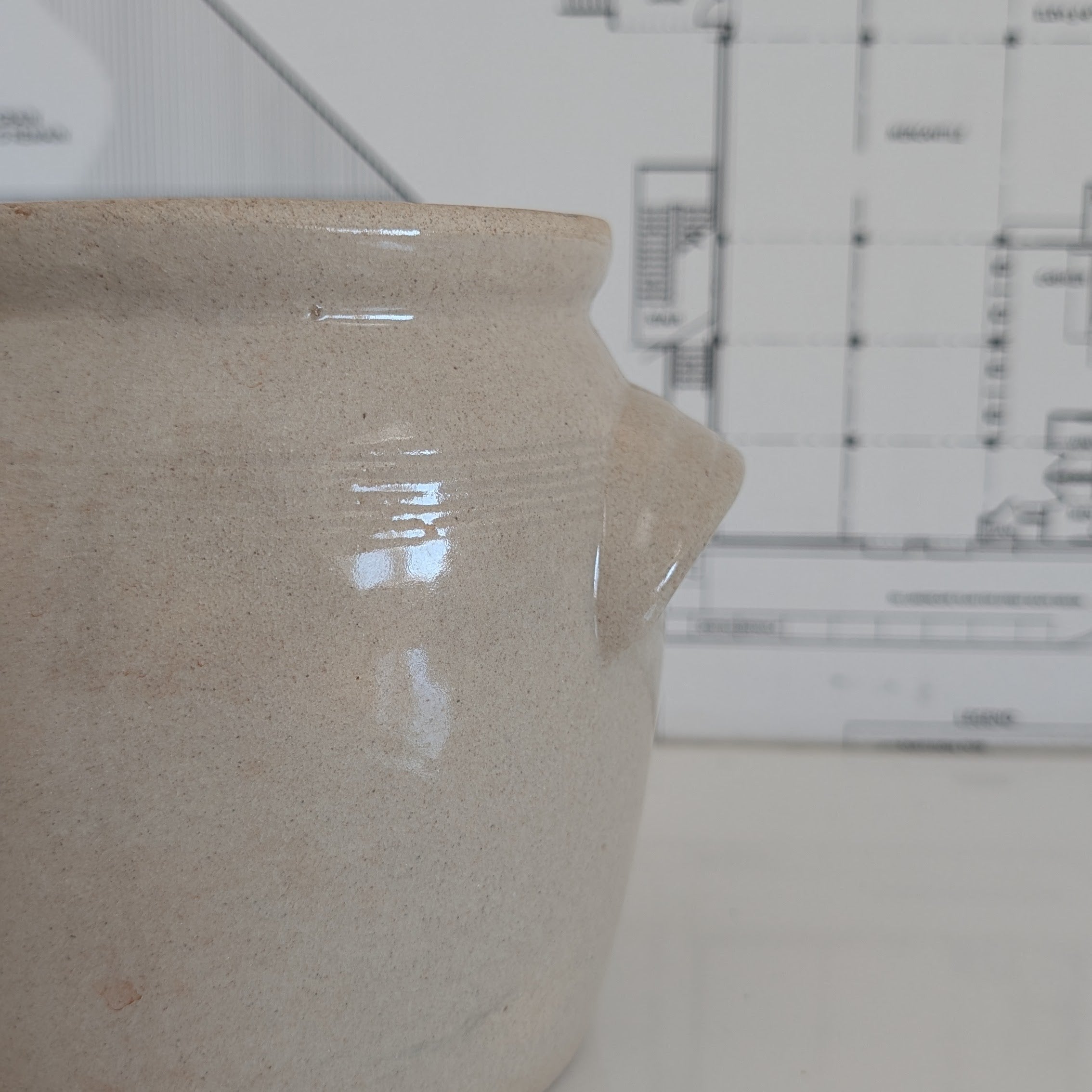 Vintage Crock w/ Shoulders
