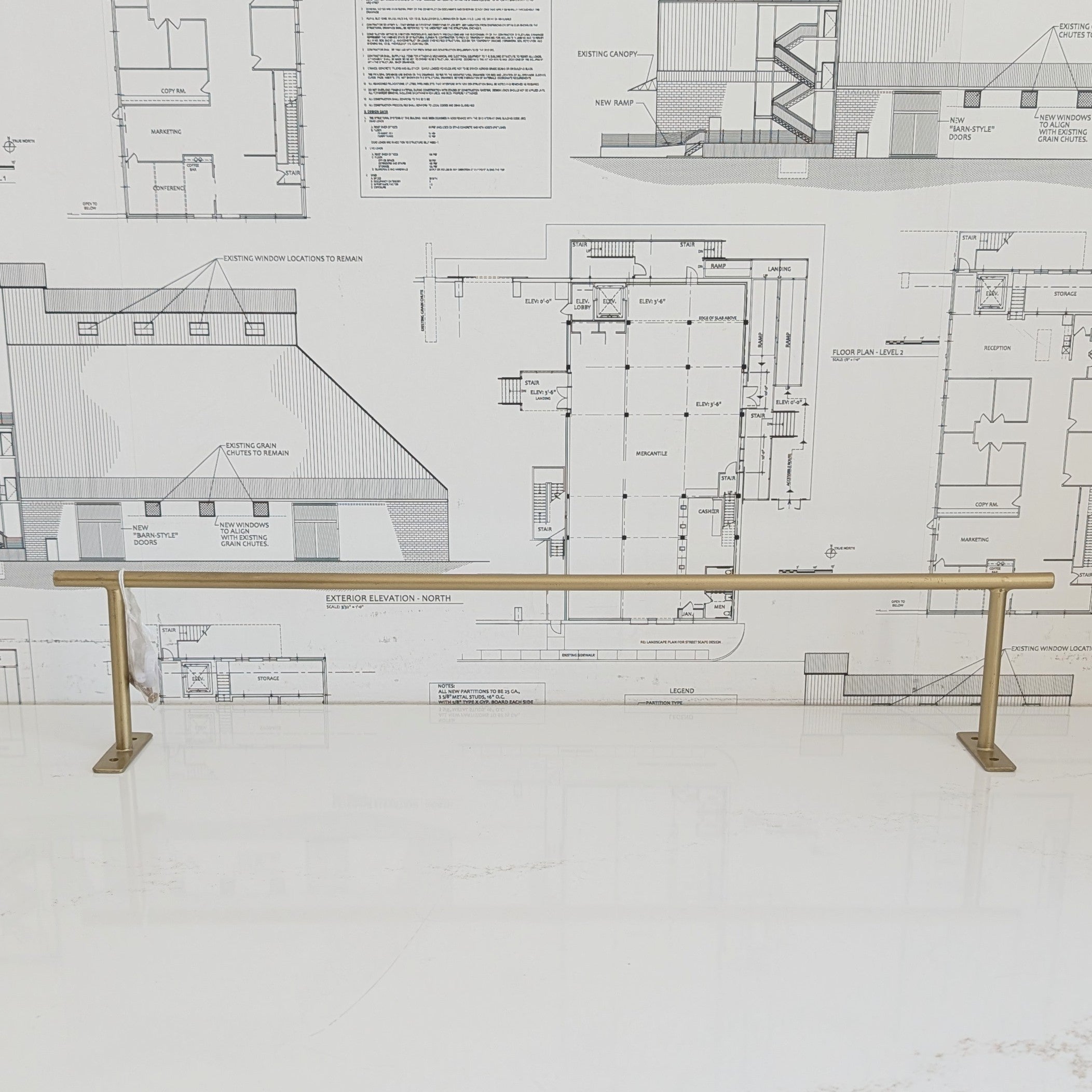 Metal Wall Rod - Gold