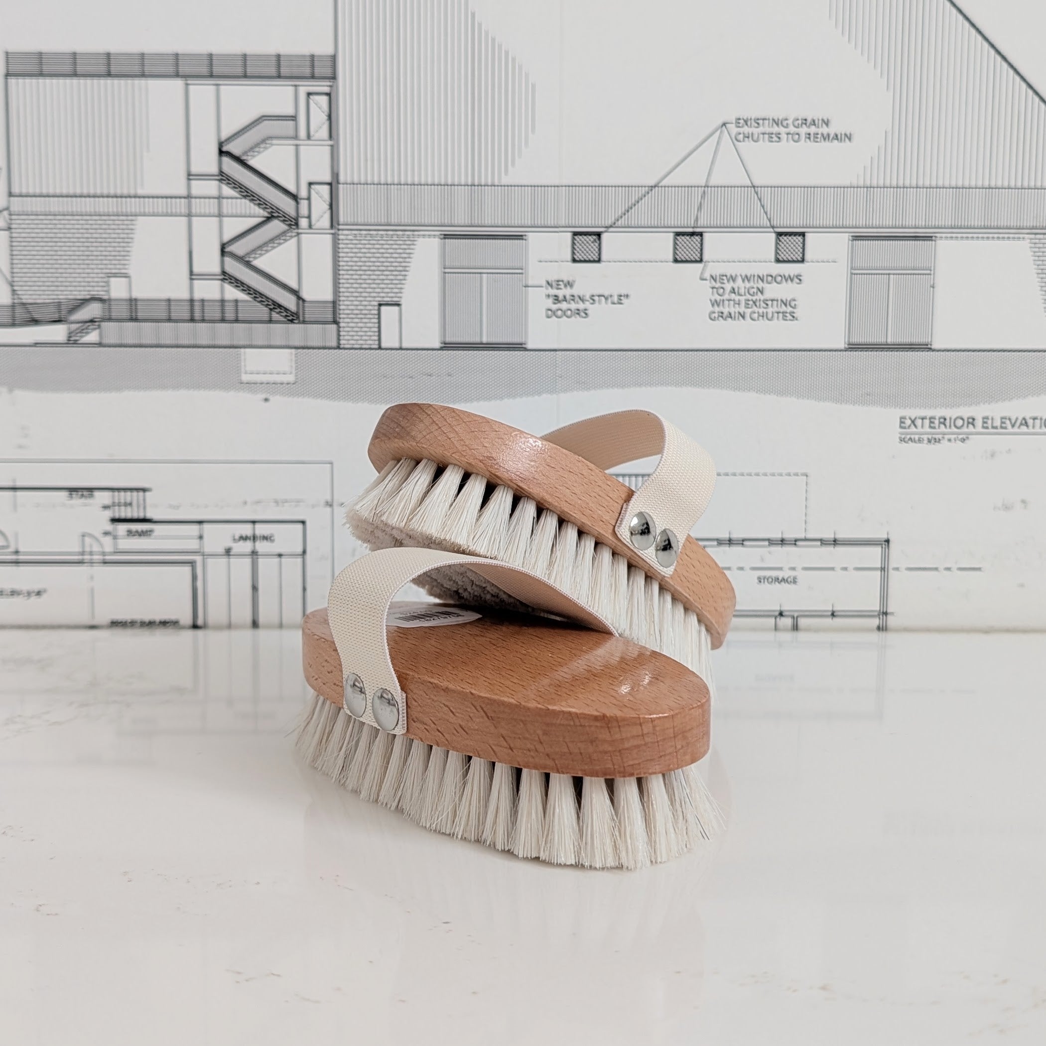 Groomer Bath Brush