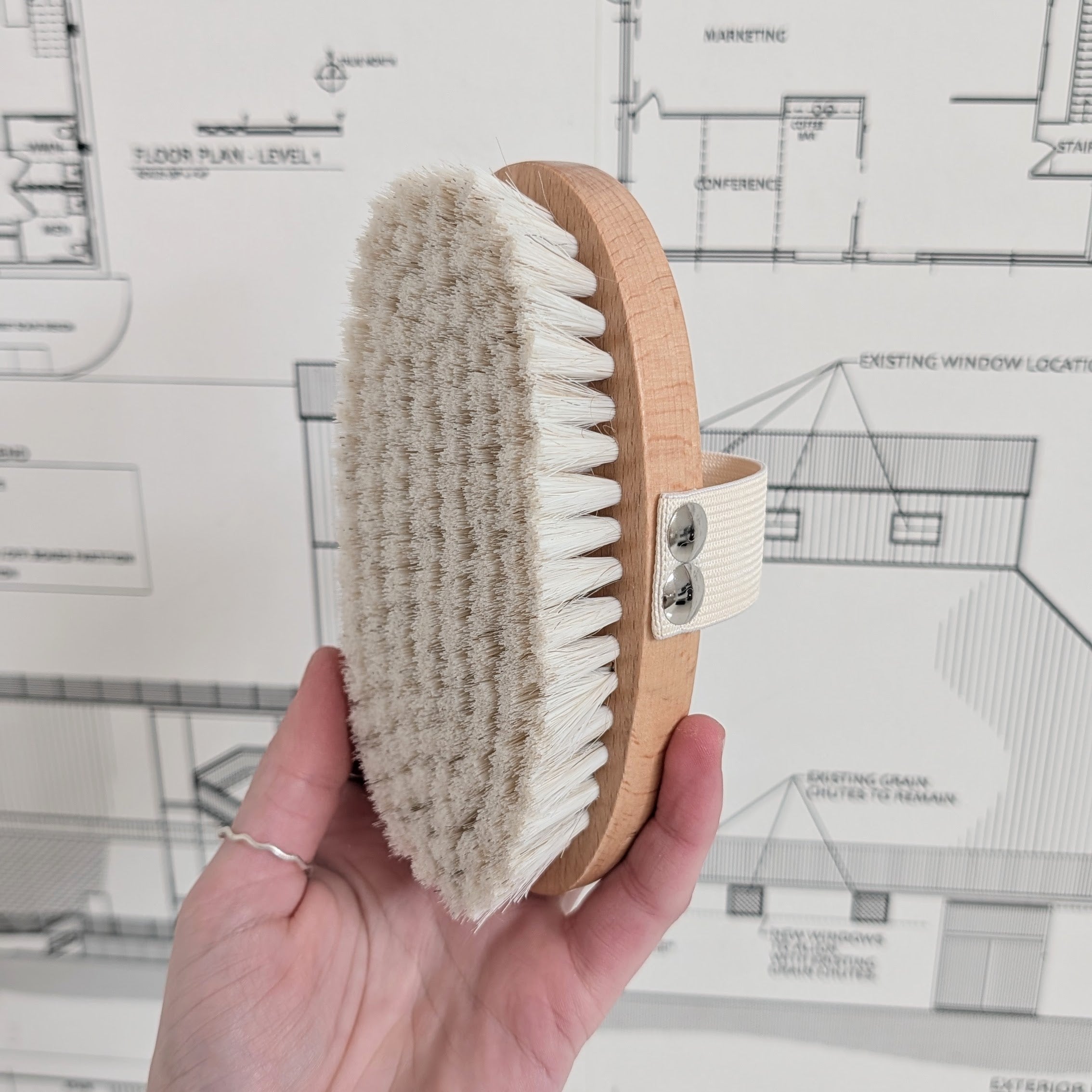 Groomer Bath Brush
