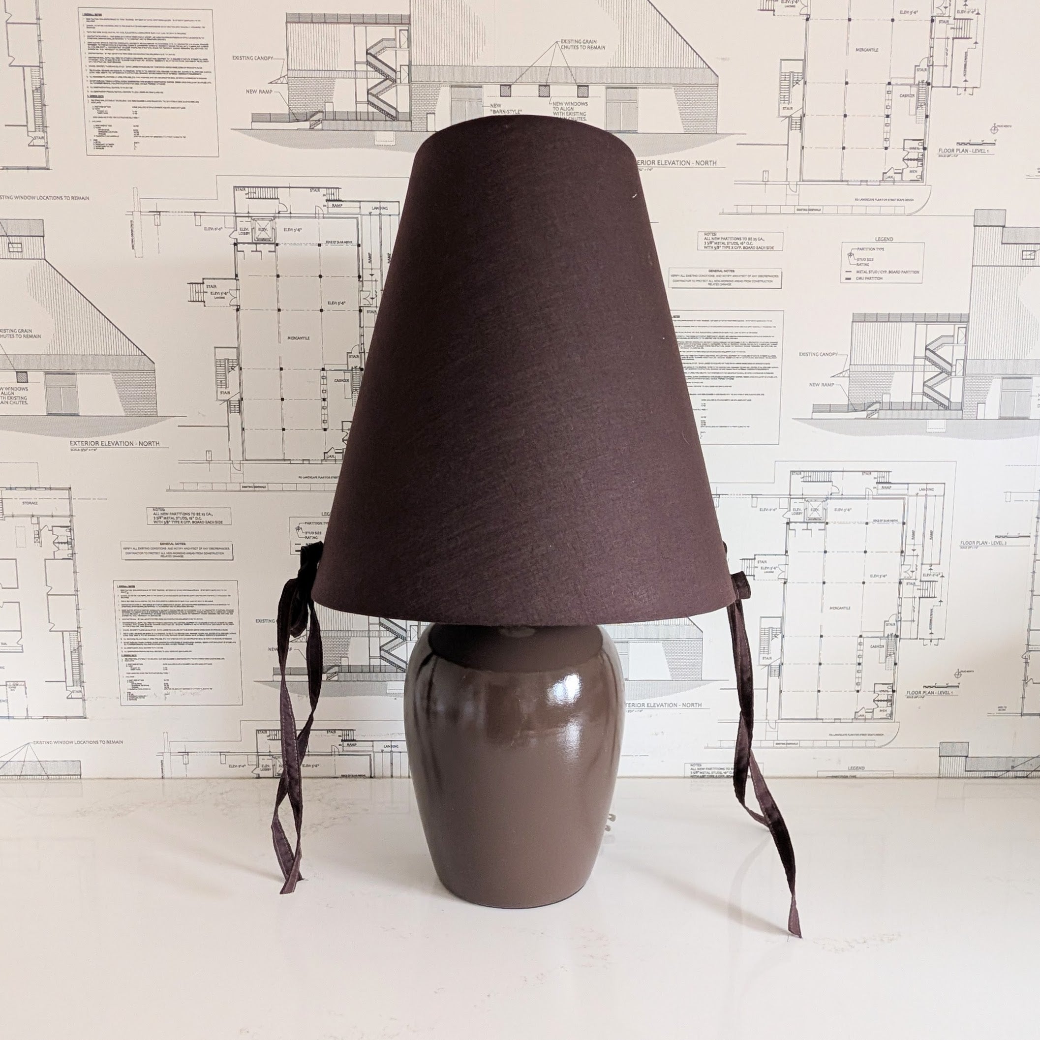 Brown Bows Lamp
