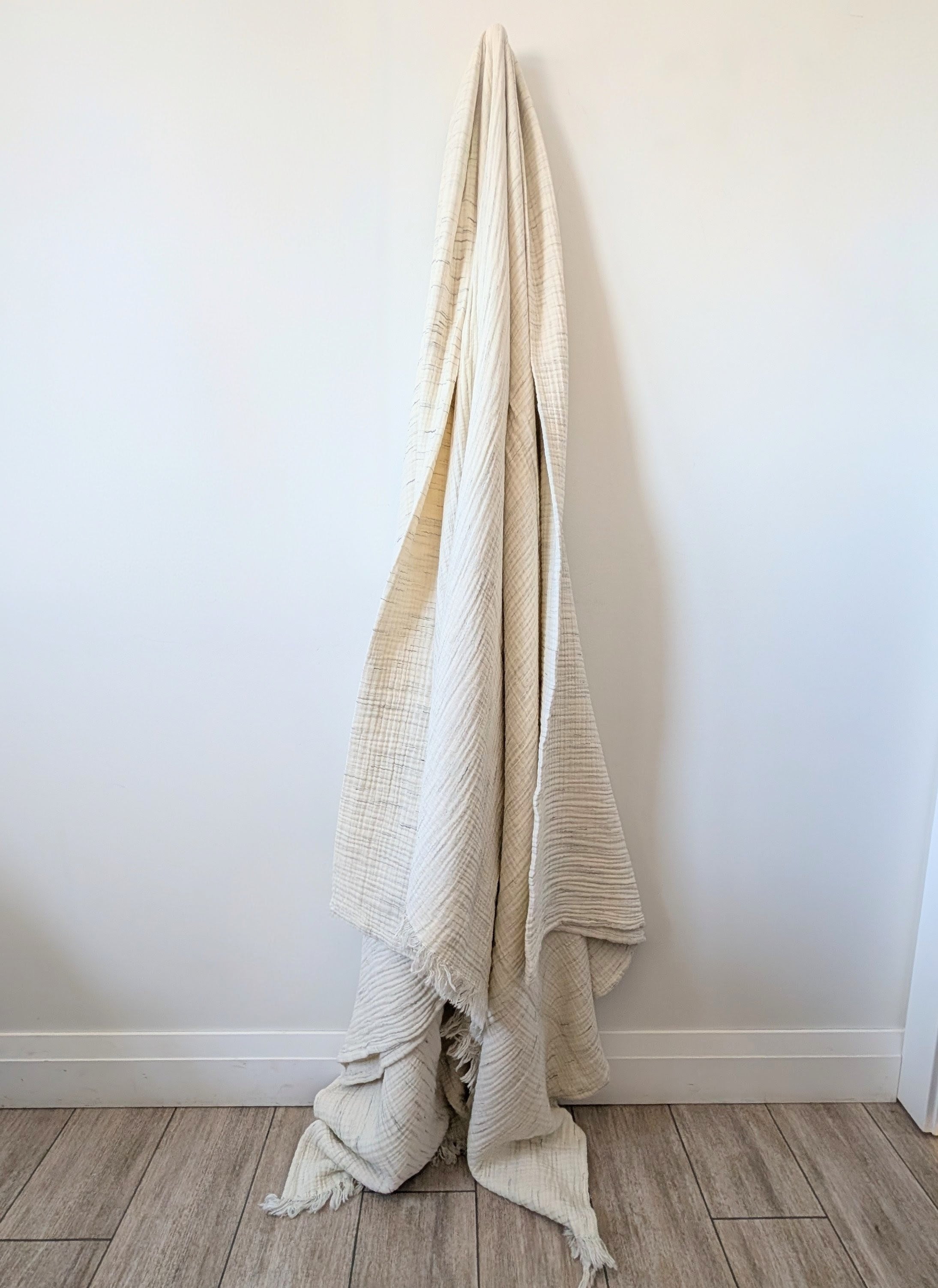 Crinkle Bed Cover