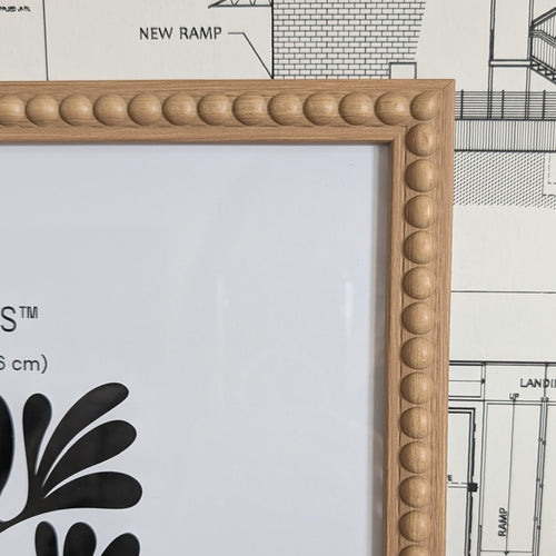 11X14 Bubble Frame