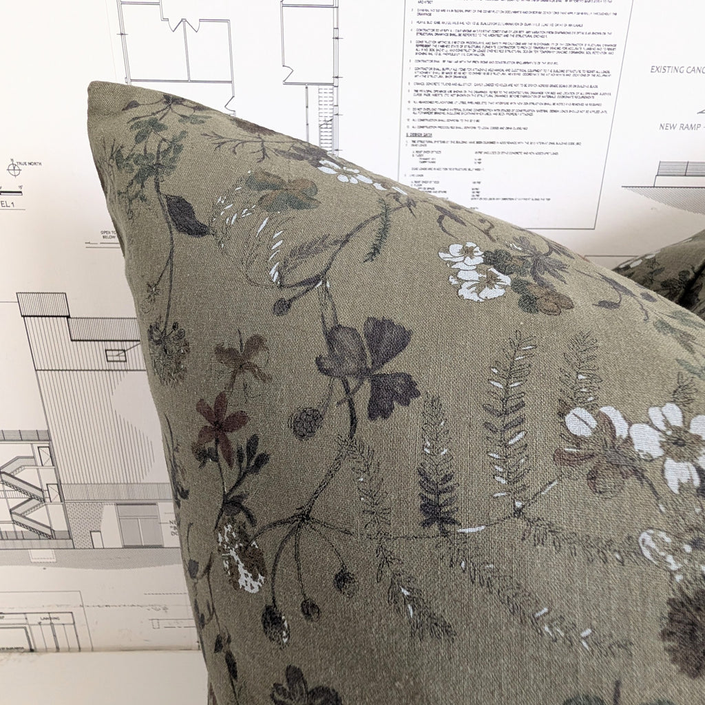 Reina Pillow Cover