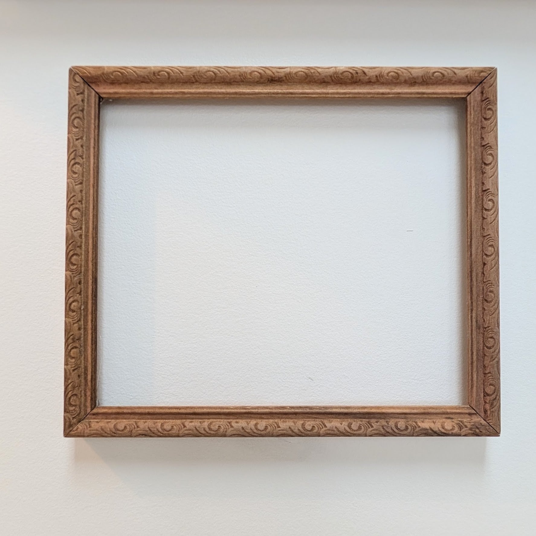 *Found* Empty Vintage Frame