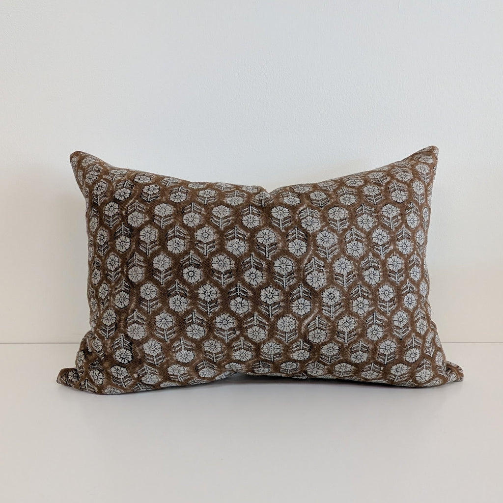 Betsy Lumbar Pillow Cover