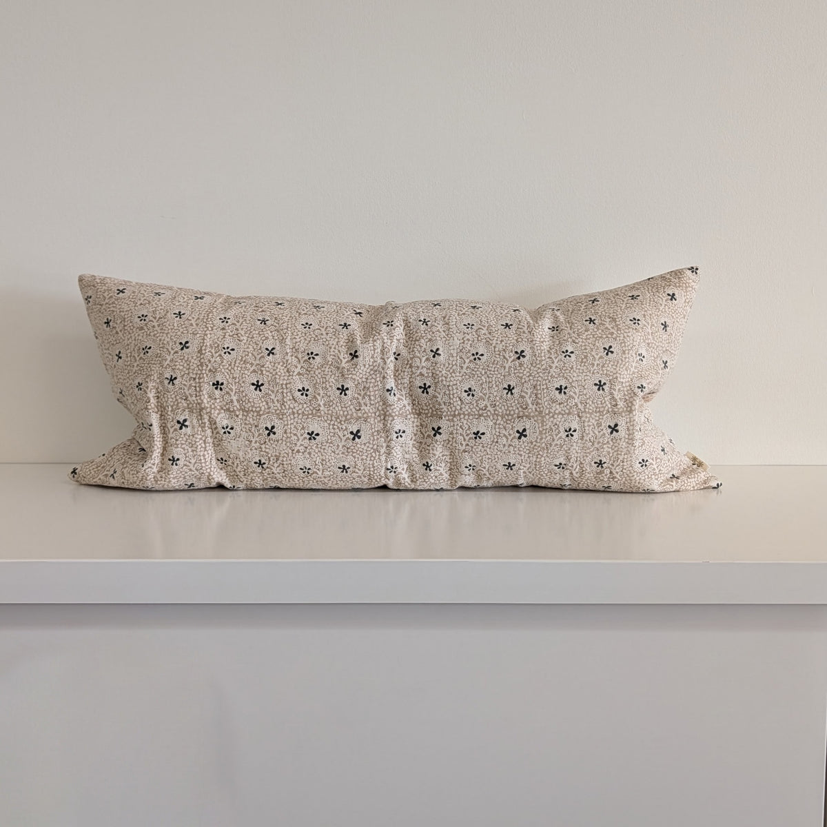 Clover Lumbar Cover